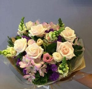 https://lavenderflower.vn/wp-content/uploads/2018/03/lvd1054-300x300.jpg